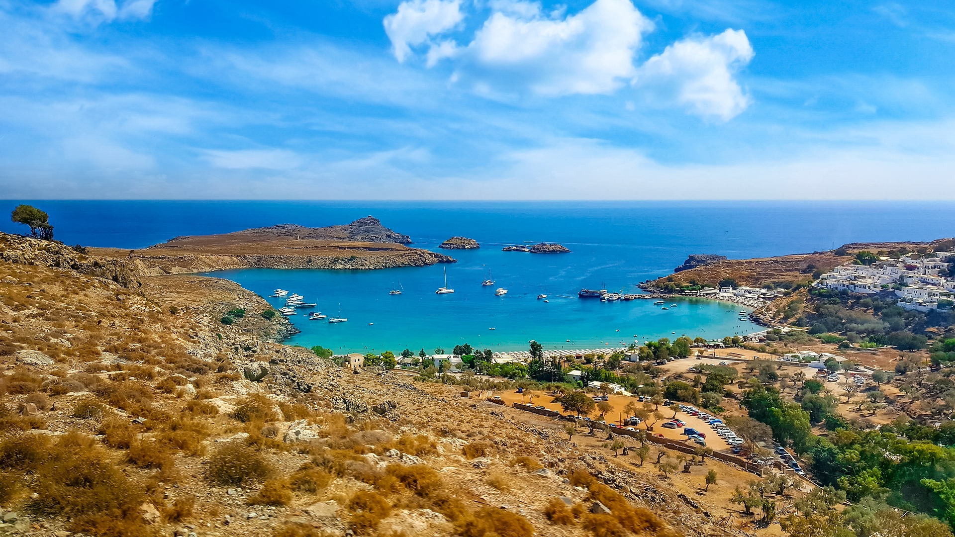 Большинство отелей на греческих островах работают в штатном режиме