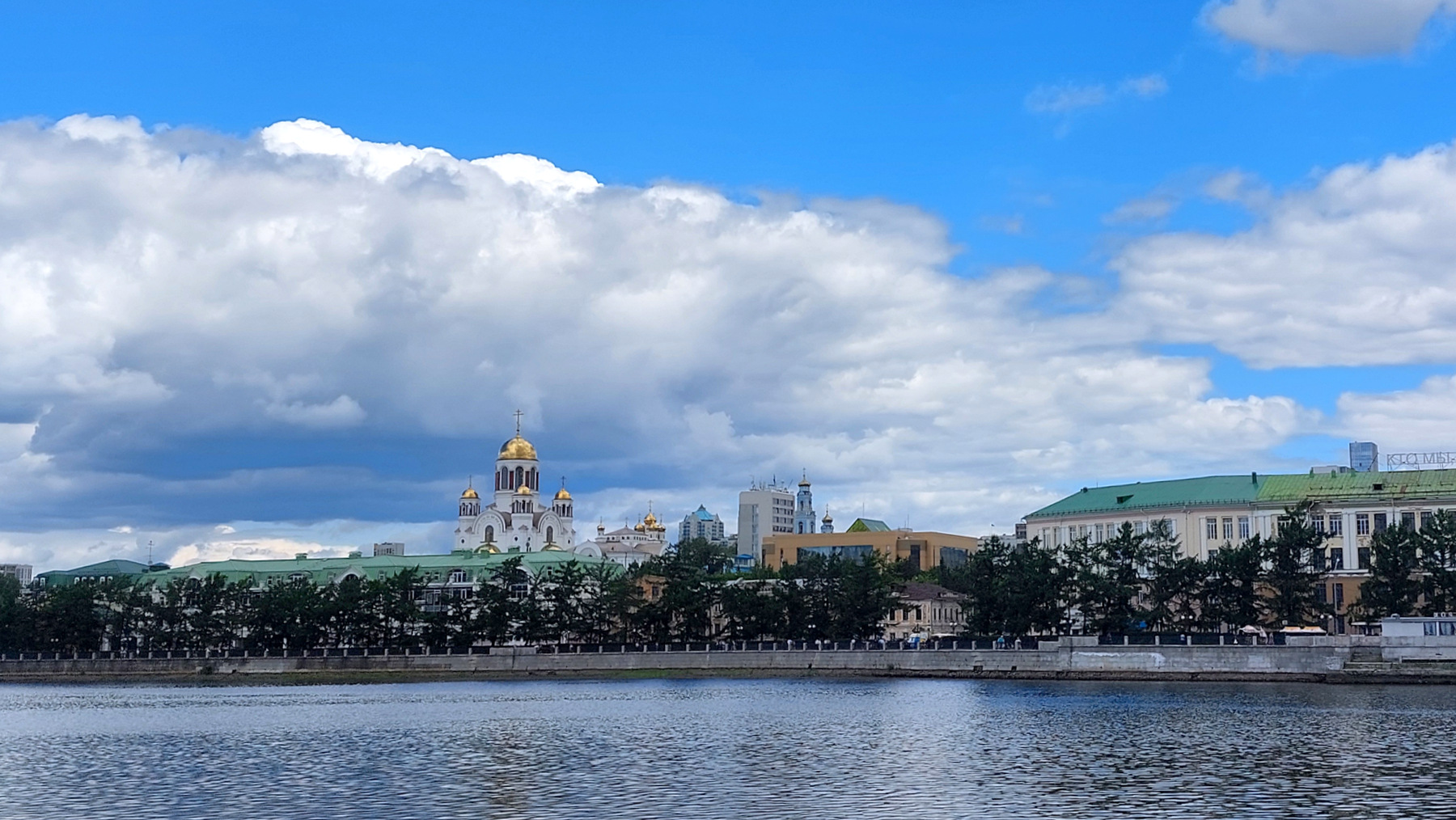 Около 800 млн рублей потратят на развитие туризма в Свердловской области до конца 2027 года