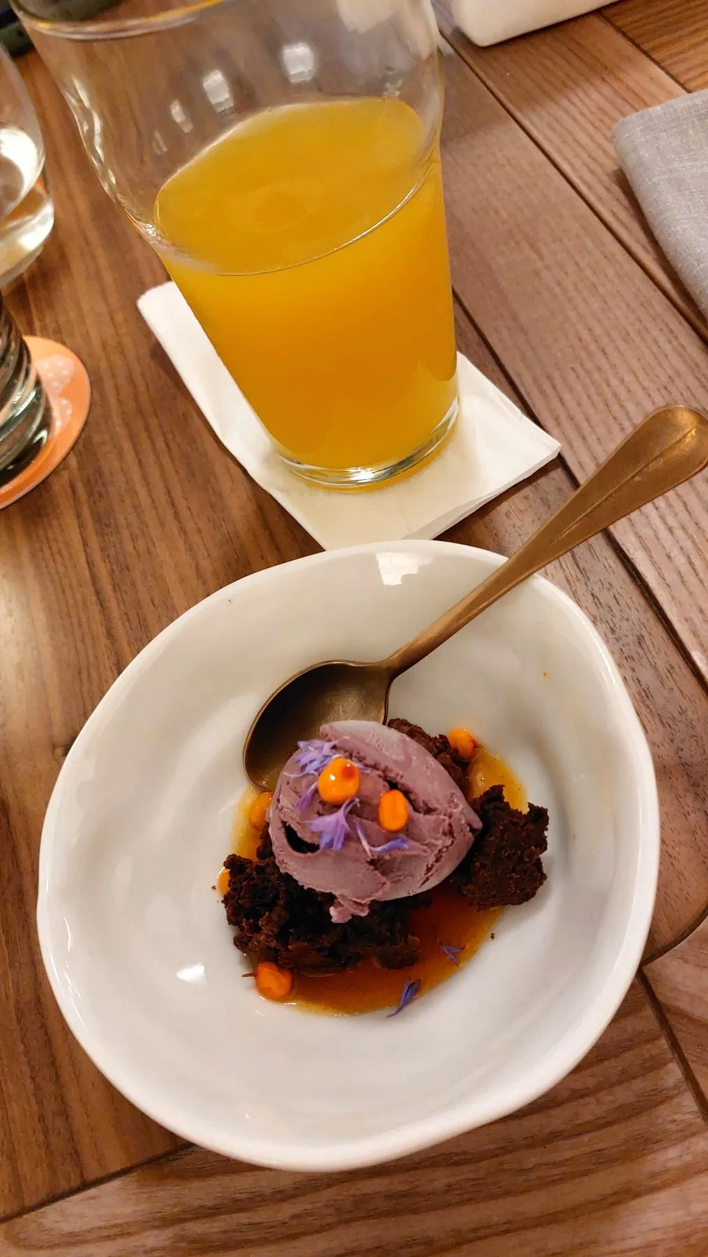 Цветные линии, сплав по Чусовой и пирожки с молодыми мухоморами в Екатеринбурге