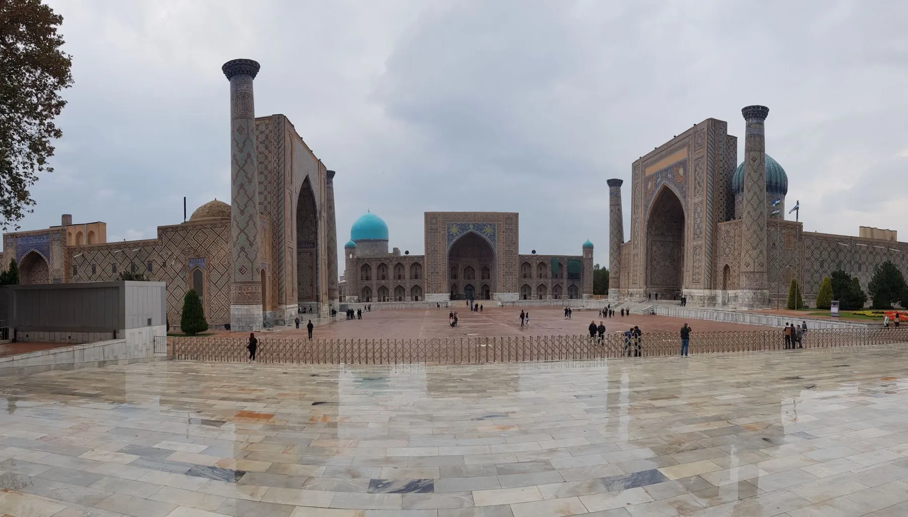 Мечеть Биби-Ханум, Мавзолей Амир-Тимура, медресе Улугбека, или Что посмотреть в Самарканде