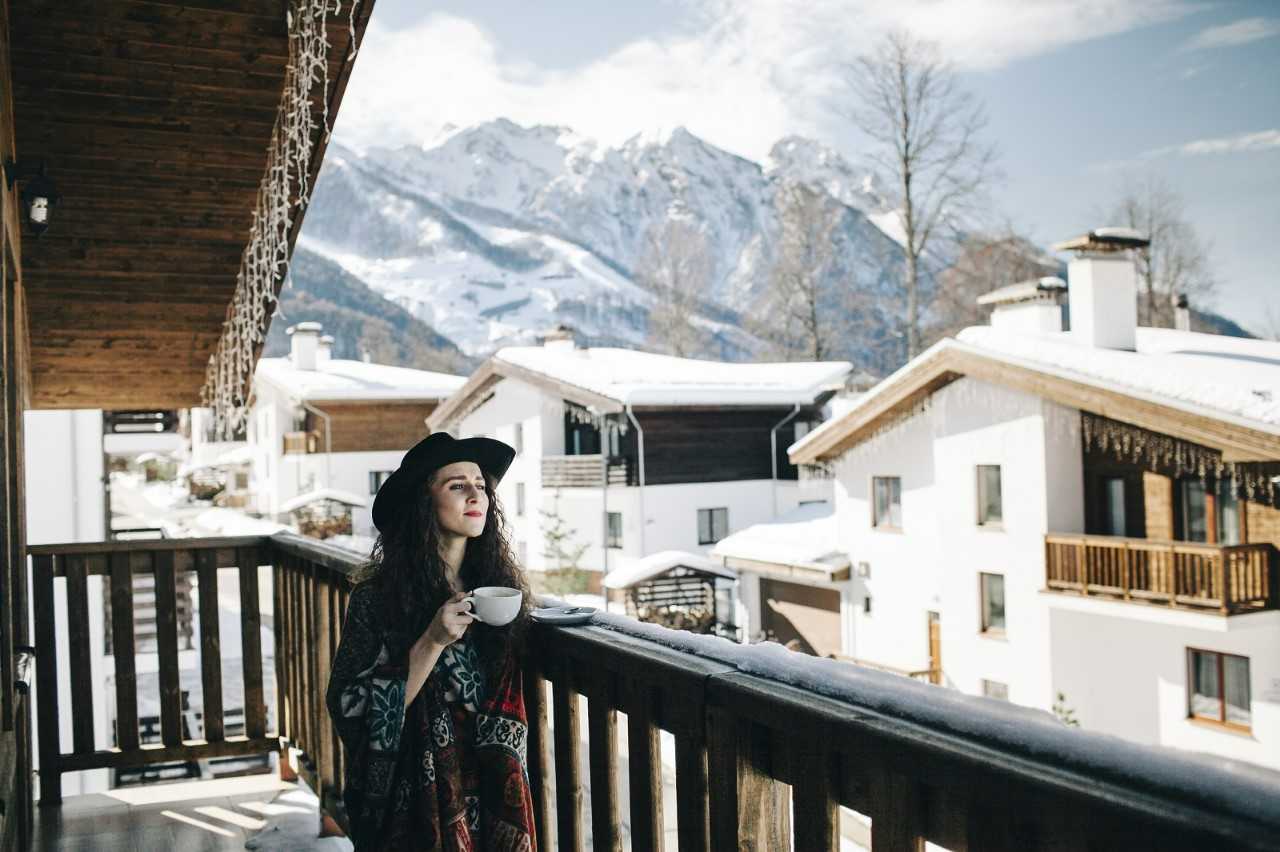 Курорт «Роза Хутор» предложил лыжникам и сноубордистам сэкономить на отдыхе в горах 25%