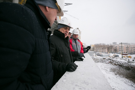 Вице-премьер Мутко посетил строящийся к ЧМ-2018 стадион "Екатеринбург-Арена"