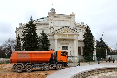 Раскопки в центре Севастополя открывают тайны первой обороны города